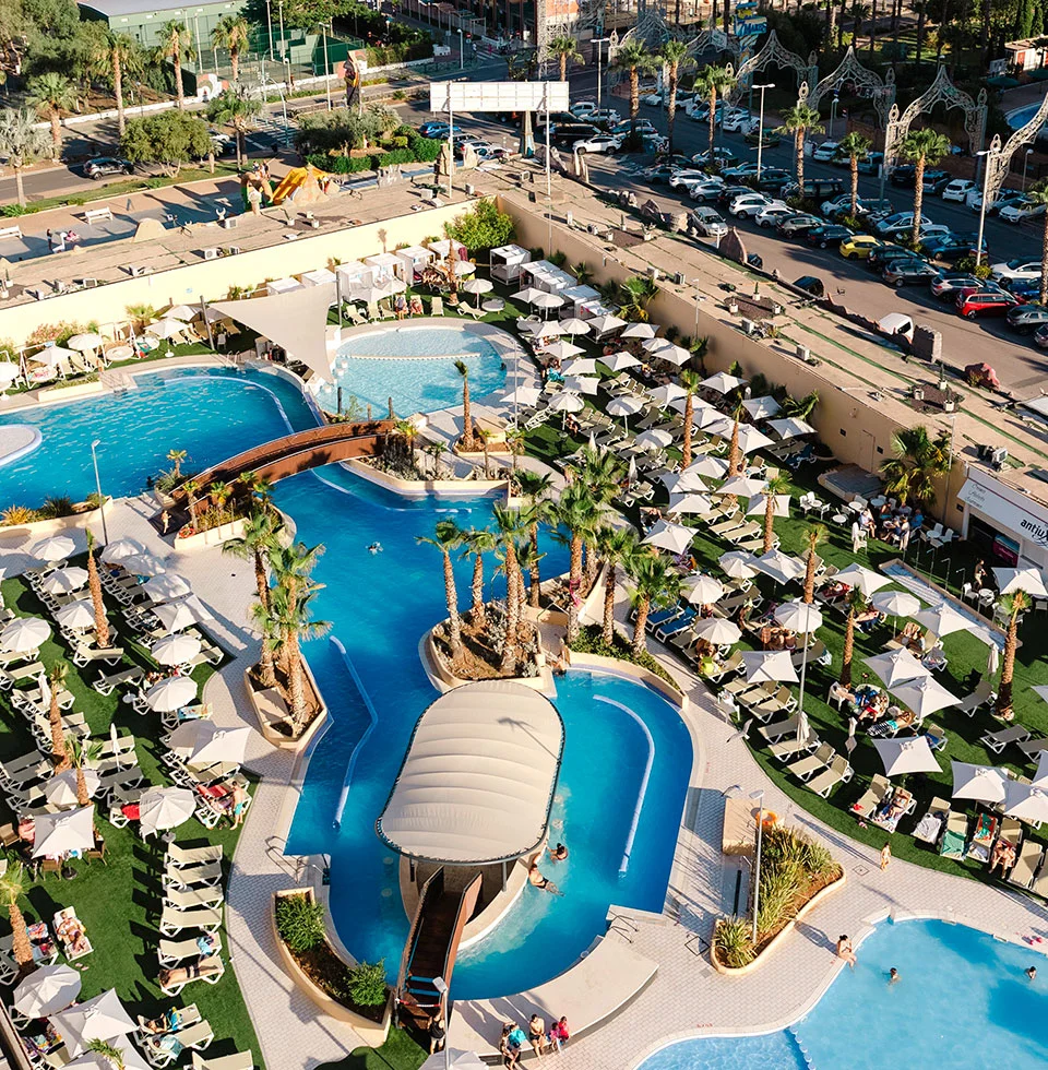 Magic World Resort